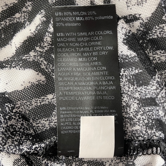 White House Black Market Mesh Burnout Turtleneck M - Picture 12 of 12